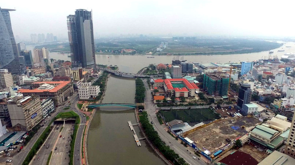 Thành phố Hồ Chí Minh vững vàng trong “cơn gió ngược” (29/12/2023)